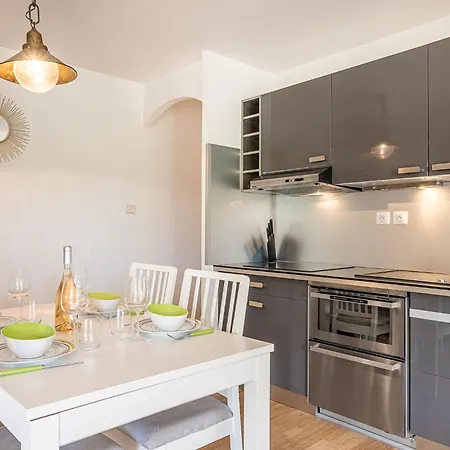 Les Regates-8 By Interhome דירה *